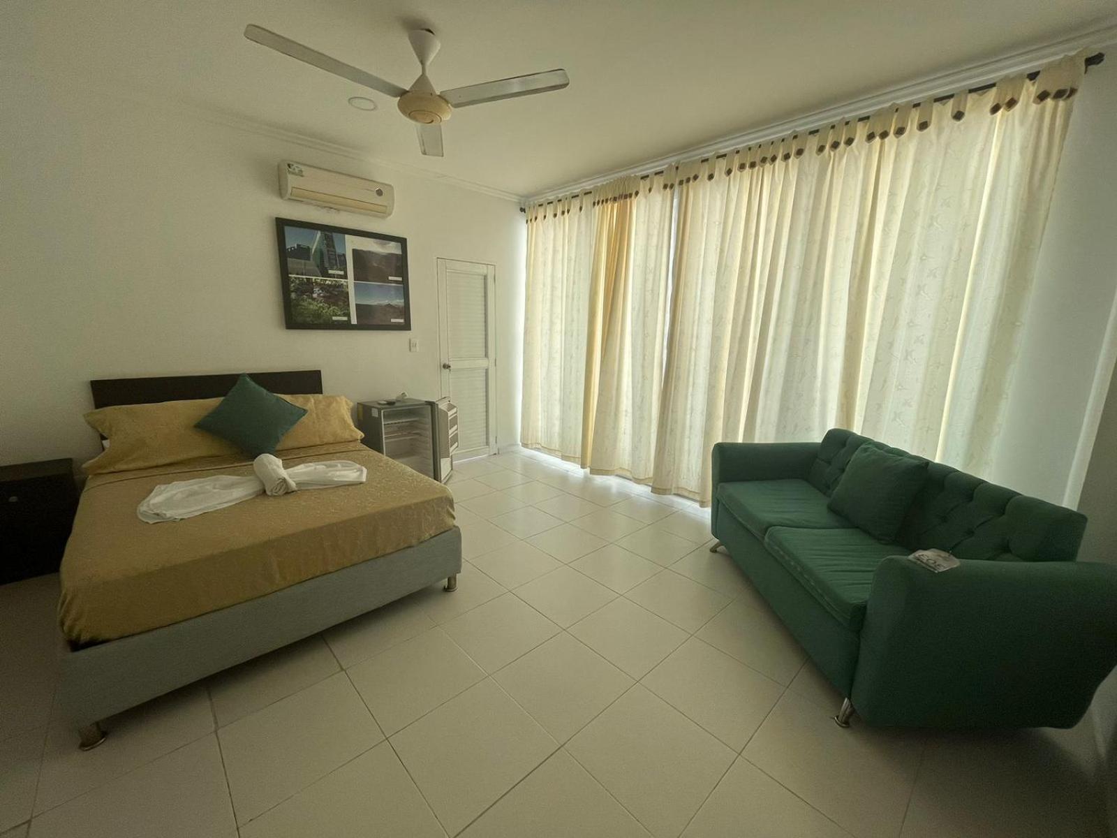 Aw Hotel Rodadero Suites Santa Marta  Buitenkant foto